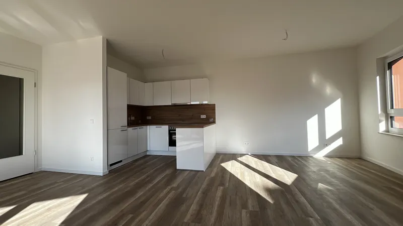 3-Zimmer-Wohnung mit Westbalkon und Einbauküche - mehrere Erstbezüge! — photo 1